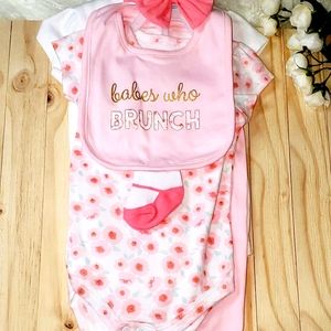 New! 6 Piece Set